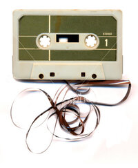 ist2_429993_audio_cassette_tape.jpg