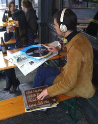 vinyl-record-hipster-cafe.jpg